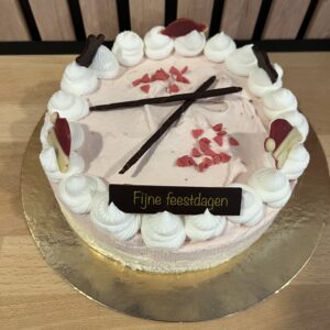 IJstaart <br>Aardbei-Vanille <br> 6-8 personen