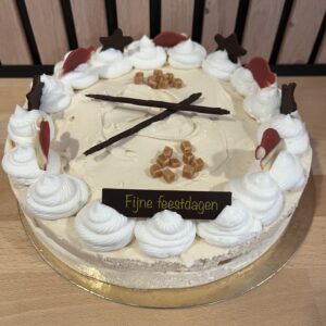 IJstaart <br> Karamel zeezout-Roomijs <br> 10-12 personen